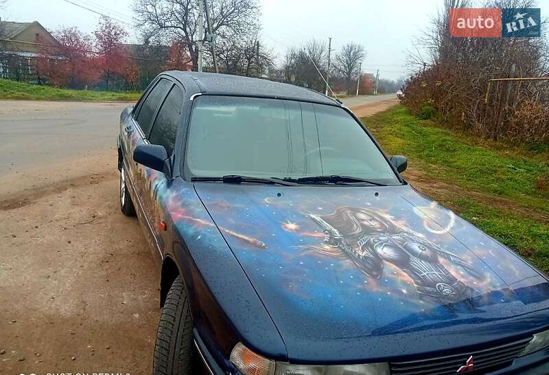 Седан Mitsubishi Galant 1989 в Одессе фото 7 Седан Mitsubishi Galant 1989 в Одессе