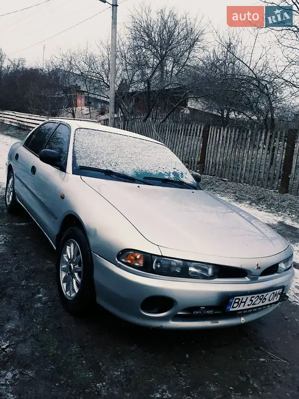 Mitsubishi Galant