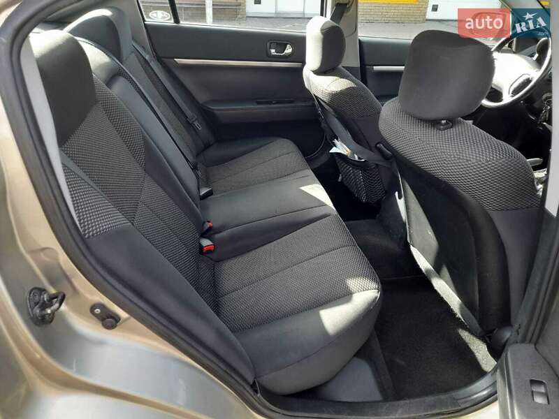 Седан Mitsubishi Galant 2008 в Черкассах