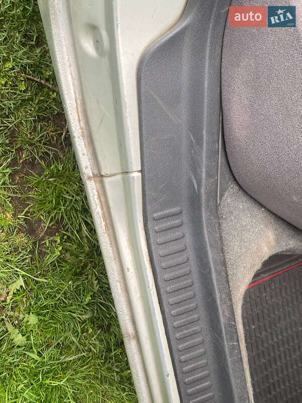 Седан Mitsubishi Galant 1995 в Одесі