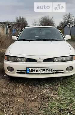 Седан Mitsubishi Galant 1995 в Южном