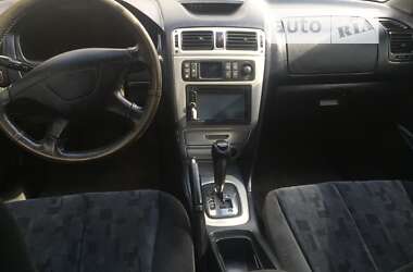 Седан Mitsubishi Galant 2000 в 