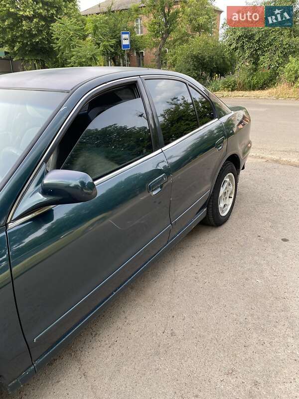 Седан Mitsubishi Galant 2001 в Кропивницком