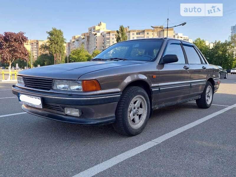 Седан Mitsubishi Galant 1991 в Борисполе