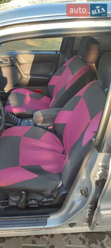 Лифтбек Mitsubishi Galant 1990 в Ладыжине