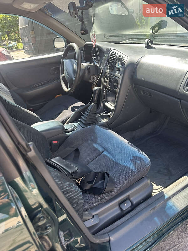 Седан Mitsubishi Galant 1996 в Херсоне