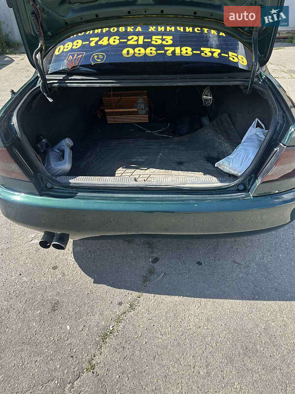 Седан Mitsubishi Galant 1996 в Херсоне