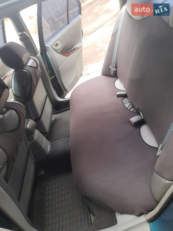 Седан Mitsubishi Galant 1999 в Києві