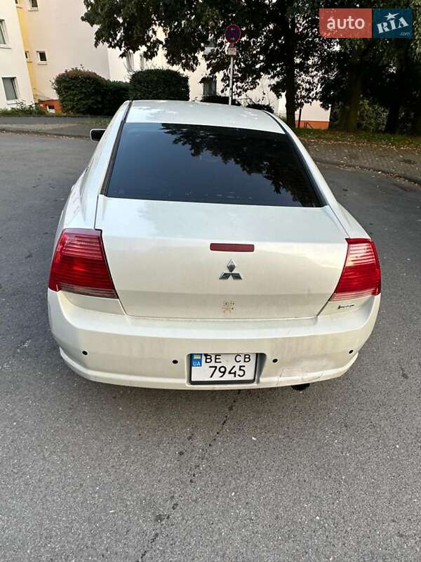 Седан Mitsubishi Galant 2004 в Миколаєві