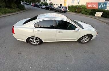 Седан Mitsubishi Galant 2004 в 