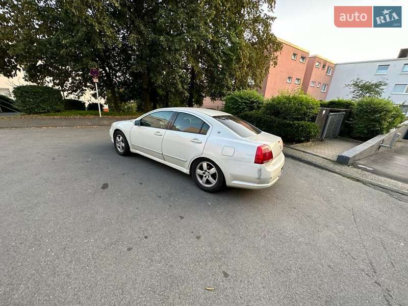 Седан Mitsubishi Galant 2004 в Миколаєві