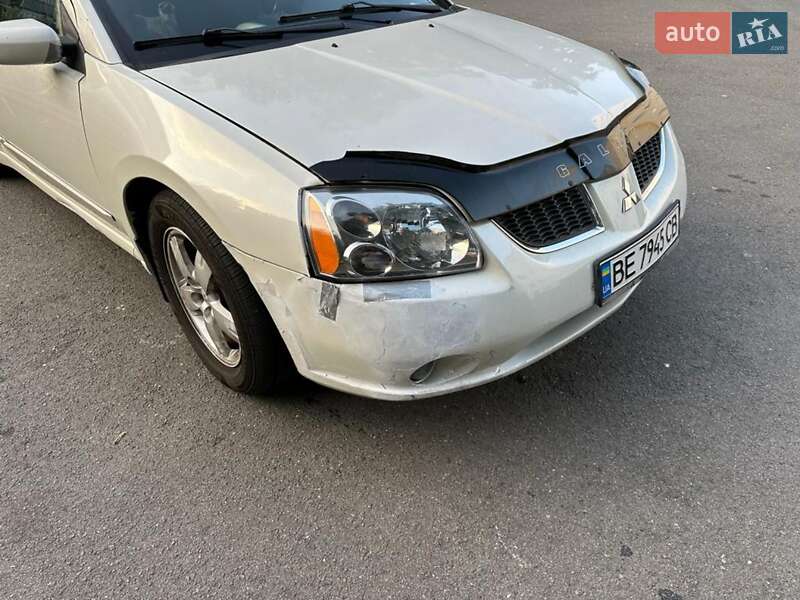 Седан Mitsubishi Galant 2004 в Миколаєві