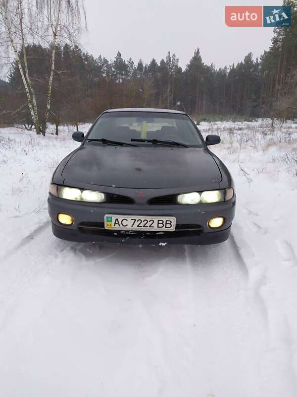 Седан Mitsubishi Galant 1993 в Луцке