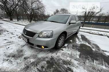 Седан Mitsubishi Galant 2010 в Киеве