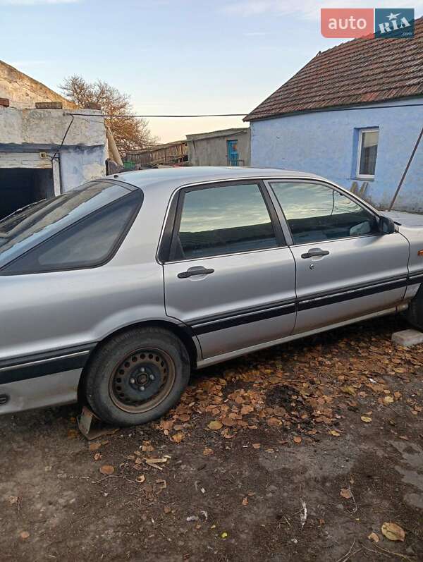Седан Mitsubishi Galant 1992 в Миколаєві