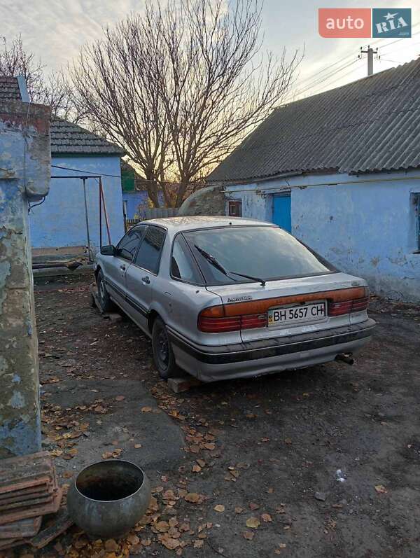 Седан Mitsubishi Galant 1992 в Миколаєві