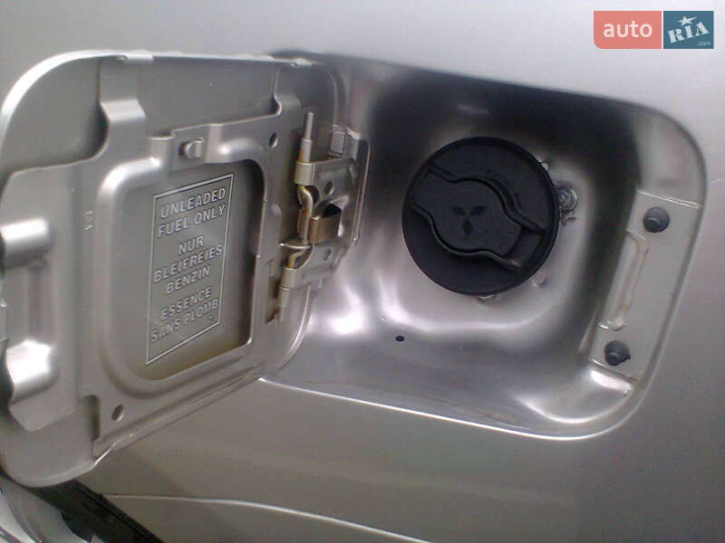 Седан Mitsubishi Galant 2008 в Києві