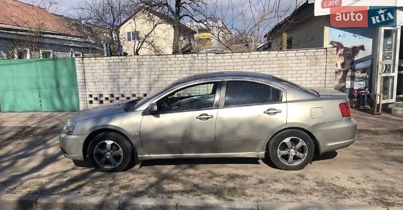 Седан Mitsubishi Galant 2008 в Черкассах