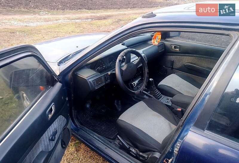 Седан Mitsubishi Galant 1988 в Овидиополе