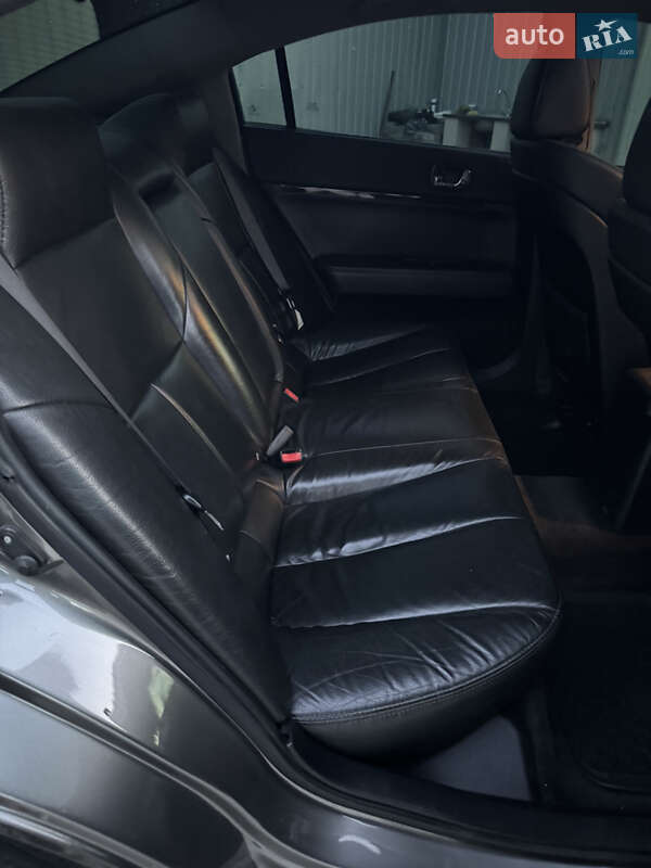 Седан Mitsubishi Galant 2008 в Никополе