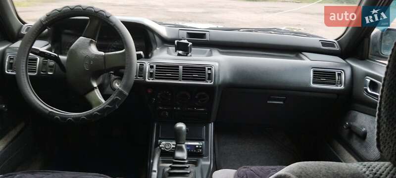 Лифтбек Mitsubishi Galant 1991 в Кривом Роге