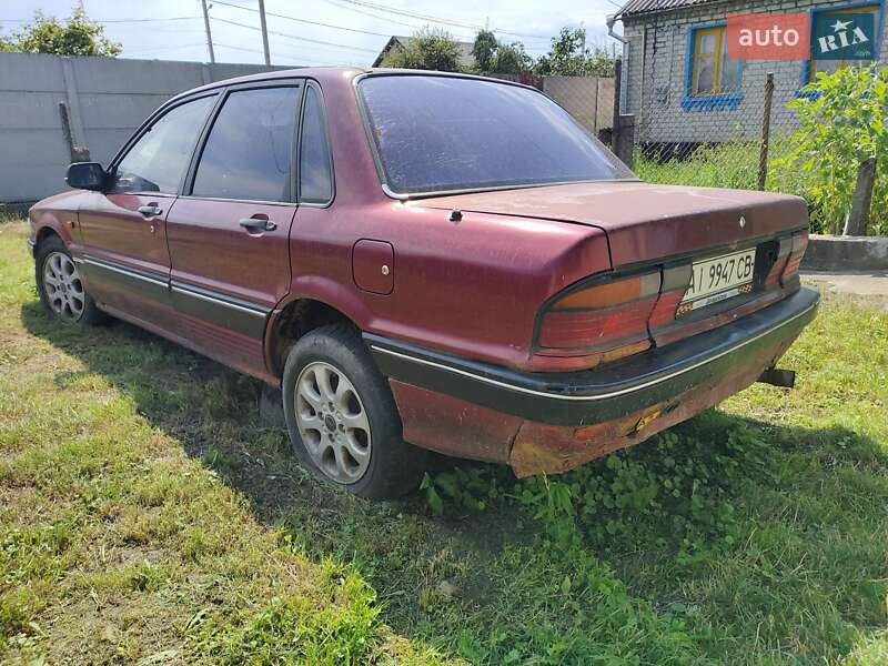 Седан Mitsubishi Galant 1989 в Житомире