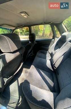 Седан Mitsubishi Galant 1992 в Киеве