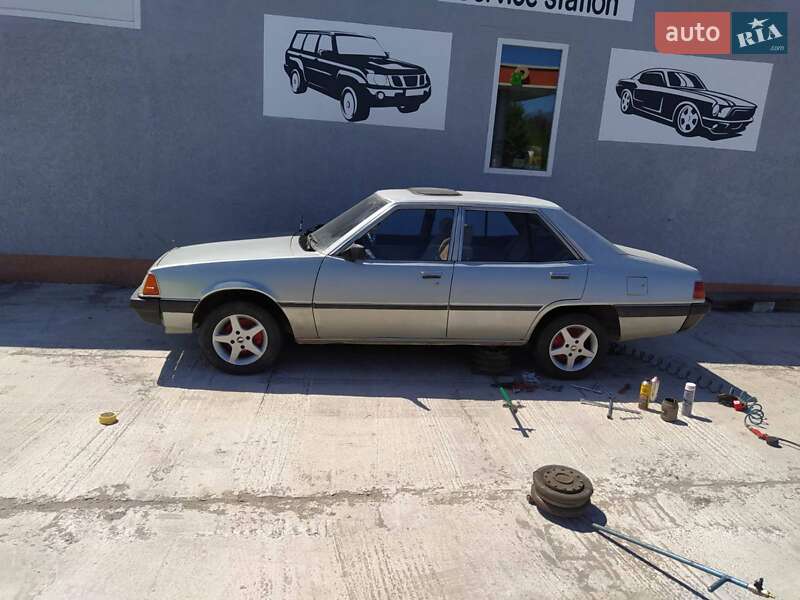 Седан Mitsubishi Galant 1981 в Барановке