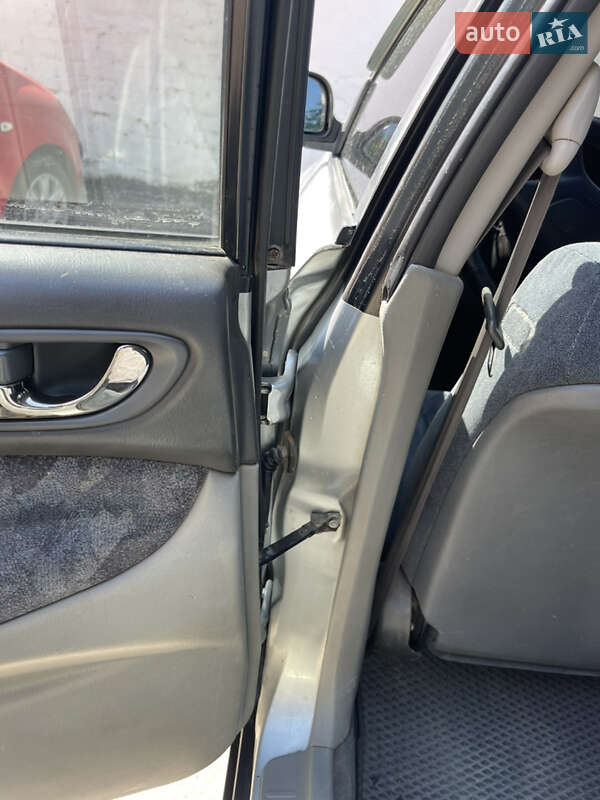 Седан Mitsubishi Galant 1997 в Измаиле