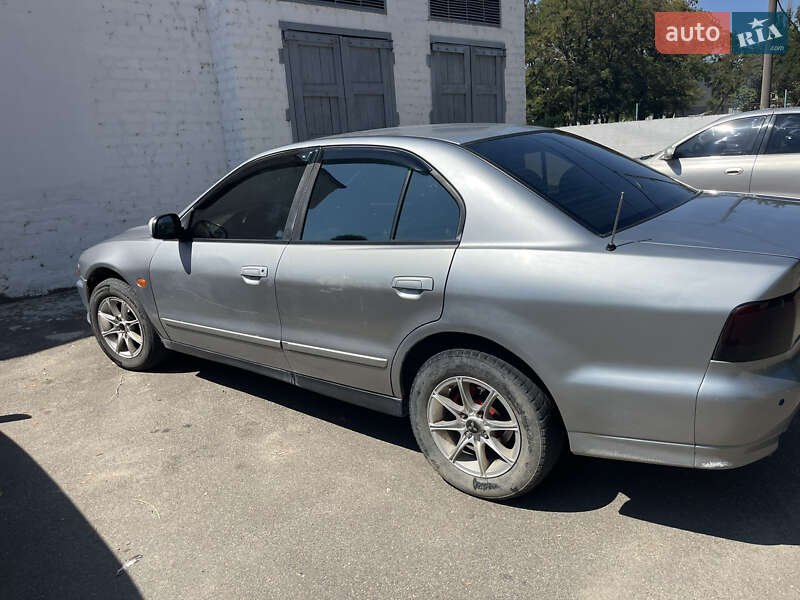 Седан Mitsubishi Galant 1997 в Измаиле