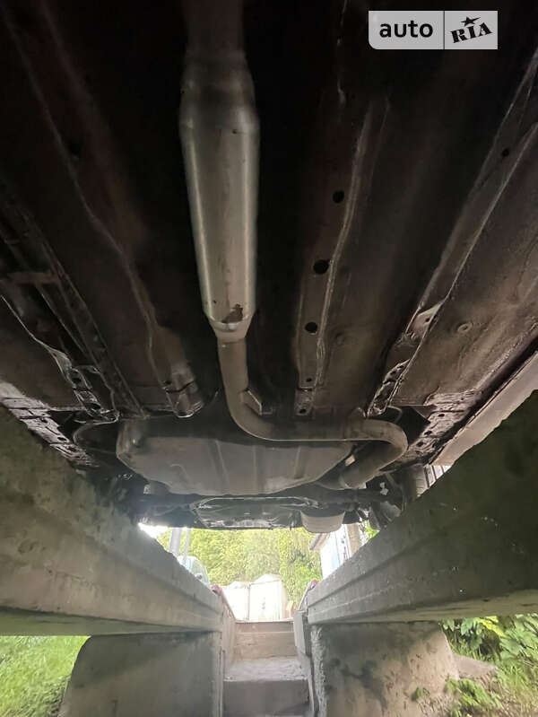 Седан Mitsubishi Galant 1998 в Львове