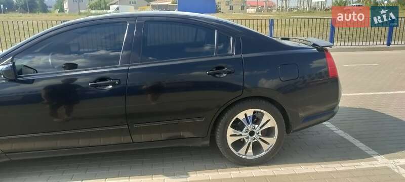 Седан Mitsubishi Galant 2004 в Нововолынске