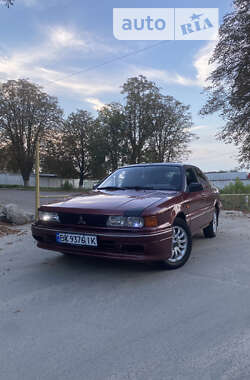 Лифтбек Mitsubishi Galant 1989 в Ровно