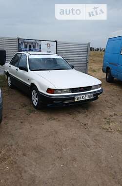 Седан Mitsubishi Galant 1988 в Одессе