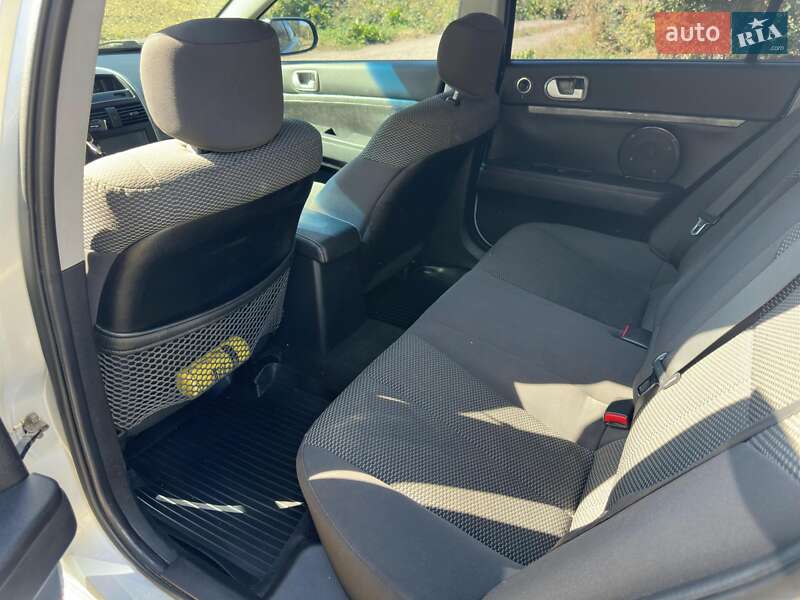 Седан Mitsubishi Galant 2007 в Хмельницком