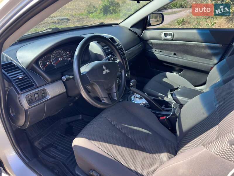 Седан Mitsubishi Galant 2007 в Хмельницком
