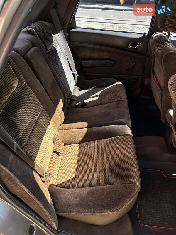 Седан Mitsubishi Galant 1992 в Львове
