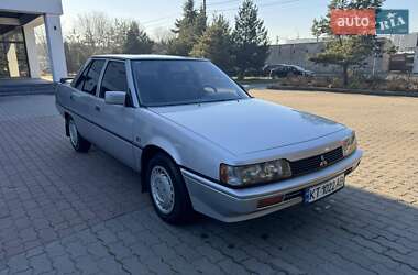 Седан Mitsubishi Galant 1987 в Ивано-Франковске