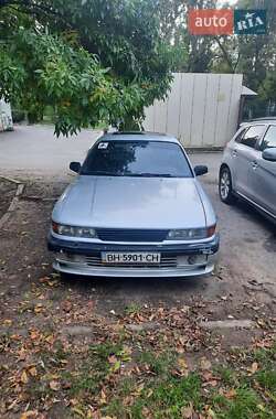 Ліфтбек Mitsubishi Galant 1991 в Южному