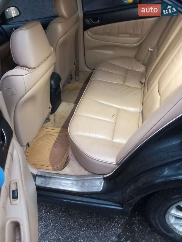 Седан Mitsubishi Galant 1997 в Доброславе