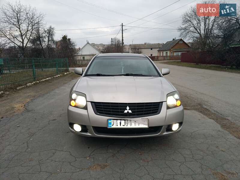 Седан Mitsubishi Galant 2008 в Звягелі