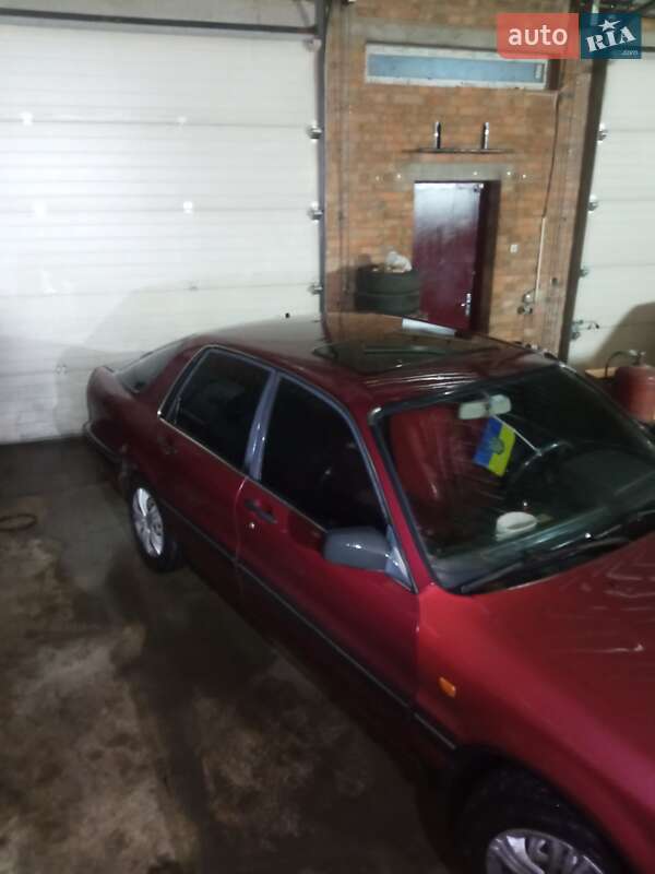 Лифтбек Mitsubishi Galant 1992 в Полтаве