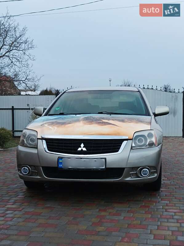 Седан Mitsubishi Galant 2008 в Смеле