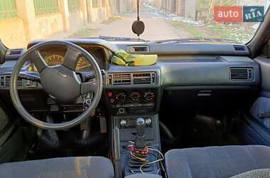 Седан Mitsubishi Galant 1988 в 