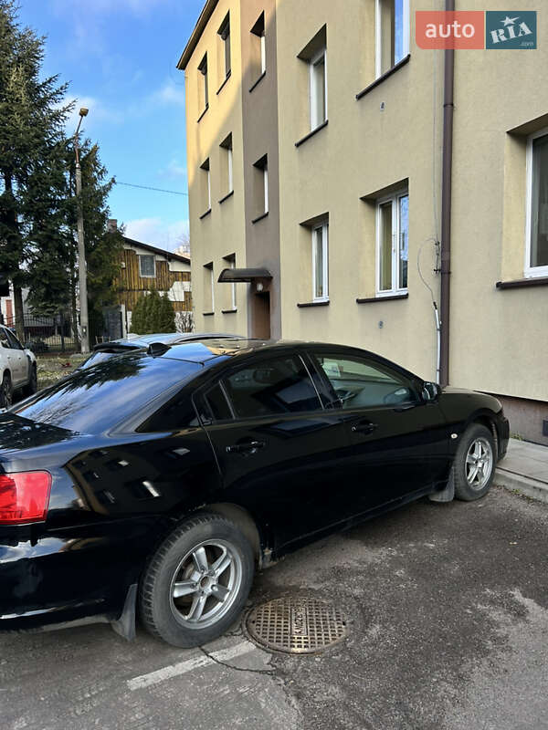 Седан Mitsubishi Galant 2009 в Решетиловке