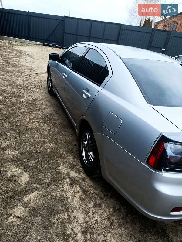 Седан Mitsubishi Galant 2007 в Киеве