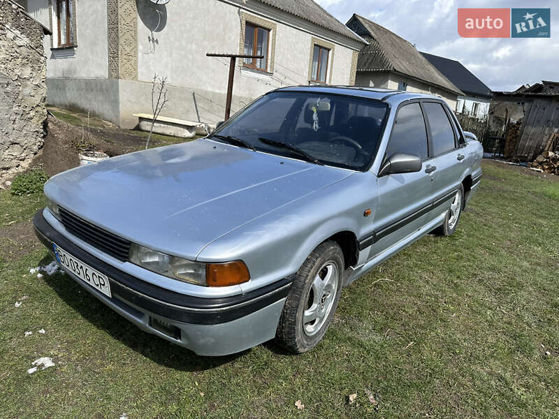 Mitsubishi Galant 1989