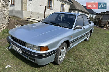 Седан Mitsubishi Galant 1989 в 