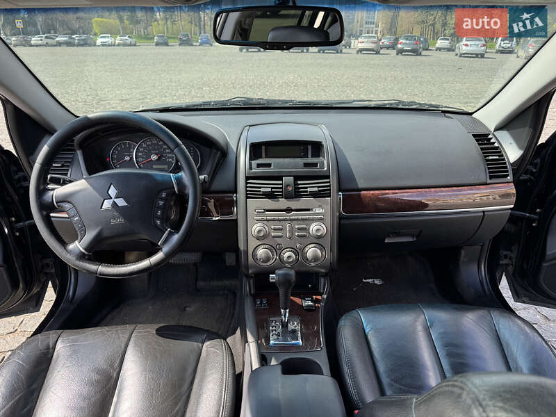 Седан Mitsubishi Galant 2008 в Пересічне