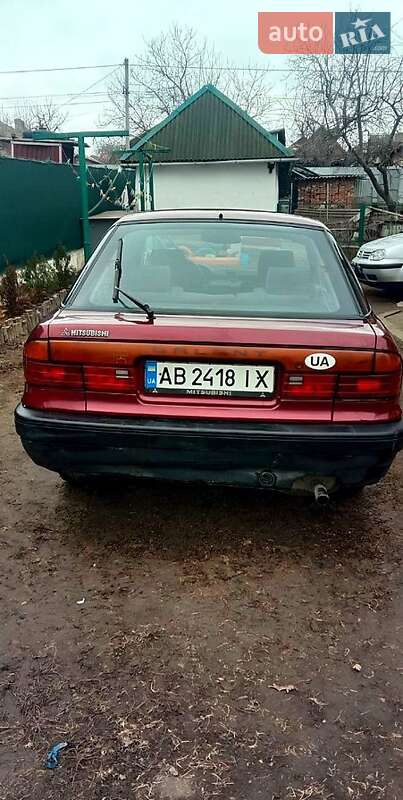 Mitsubishi Galant 1989